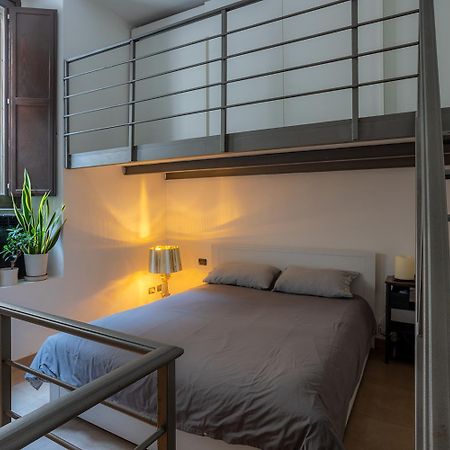 Apartamento Life Is Beautiful Design Loft Navigli Romolo, Netflix, Wifi, Ac And Street Parking Milán Exterior foto