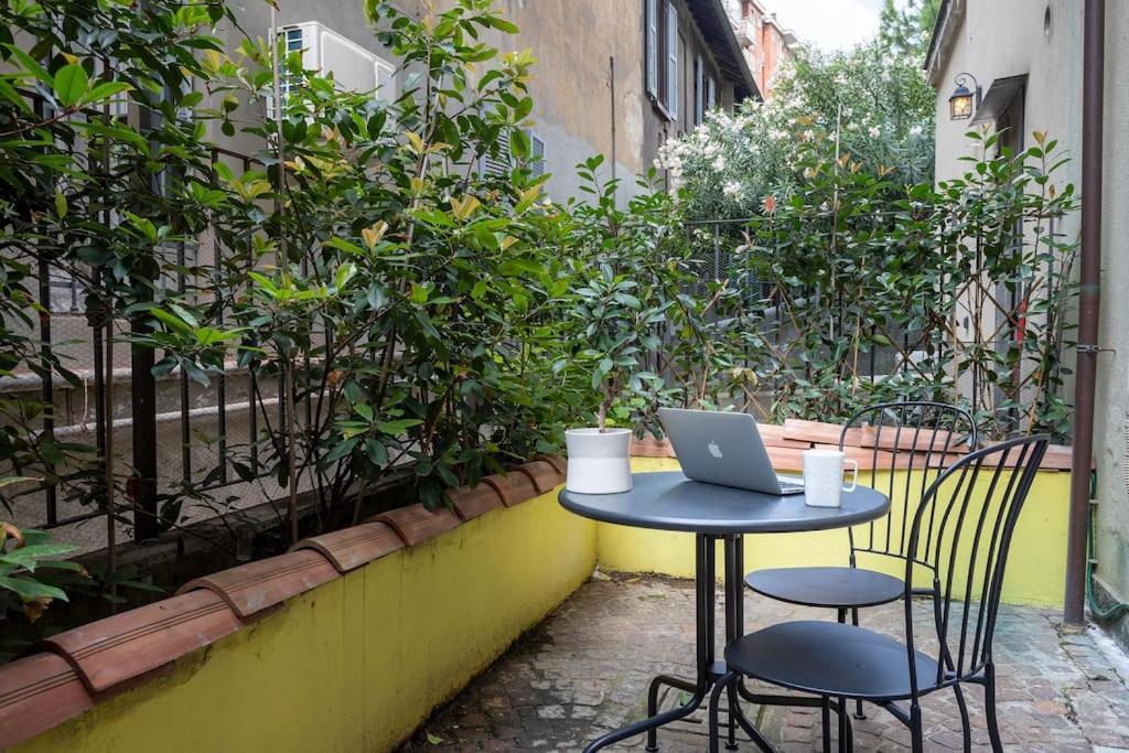 Apartamento Life Is Beautiful Design Loft Navigli Romolo, Netflix, Wifi, Ac And Street Parking Milán Exterior foto